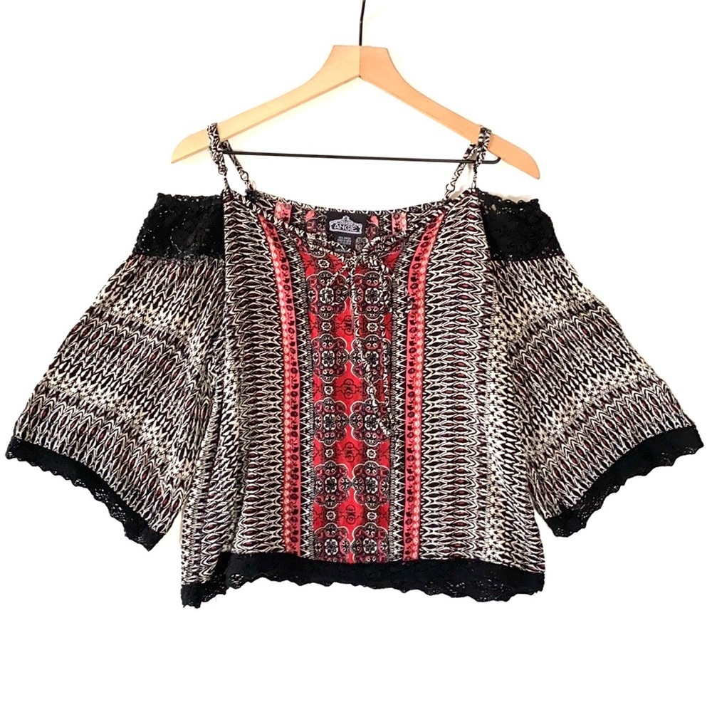 Angie cold shoulder blouse, Size M